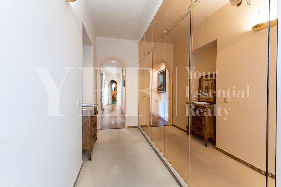 6 soveværelse Villa til salg i Benidorm med swimmingpool garage - € 840.000 (Ref: 9018352)