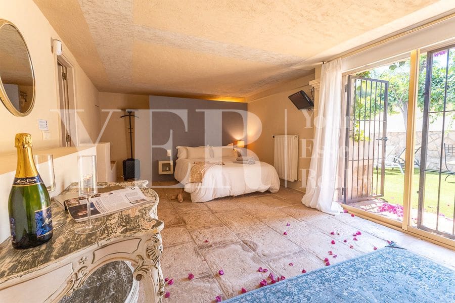 6 soveværelse Villa til salg i Benidorm med swimmingpool garage - € 840.000 (Ref: 9018352)