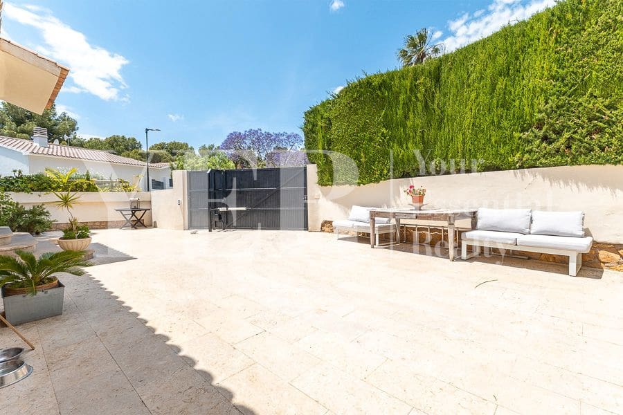 6 soveværelse Villa til salg i Benidorm med swimmingpool garage - € 840.000 (Ref: 9018352)