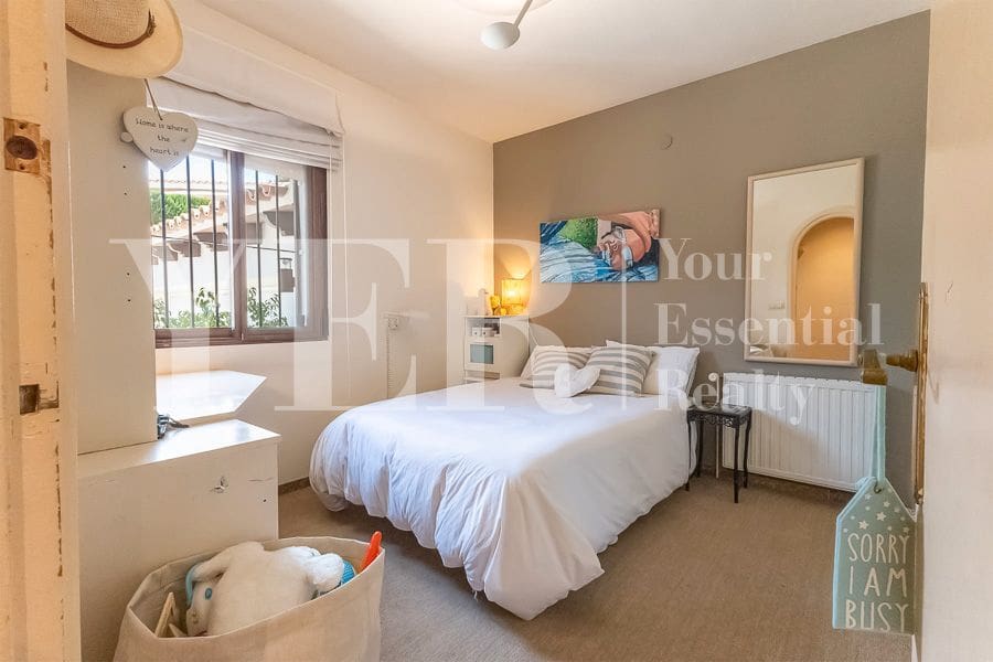 6 soveværelse Villa til salg i Benidorm med swimmingpool garage - € 840.000 (Ref: 9018352)