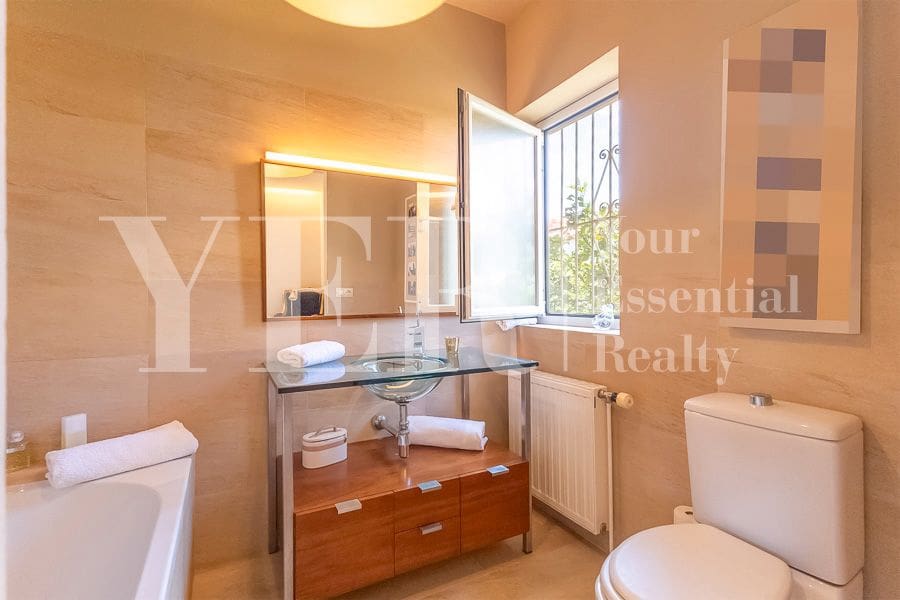 6 soveværelse Villa til salg i Benidorm med swimmingpool garage - € 840.000 (Ref: 9018352)