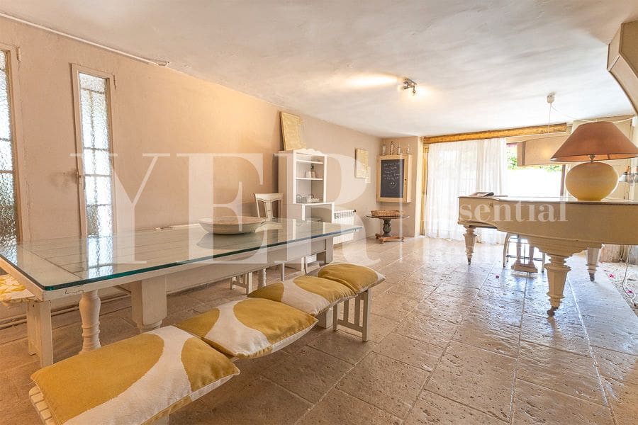 6 soveværelse Villa til salg i Benidorm med swimmingpool garage - € 840.000 (Ref: 9018352)