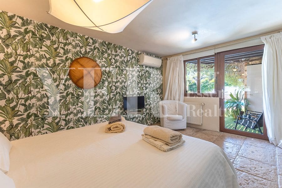 6 soveværelse Villa til salg i Benidorm med swimmingpool garage - € 840.000 (Ref: 9018352)