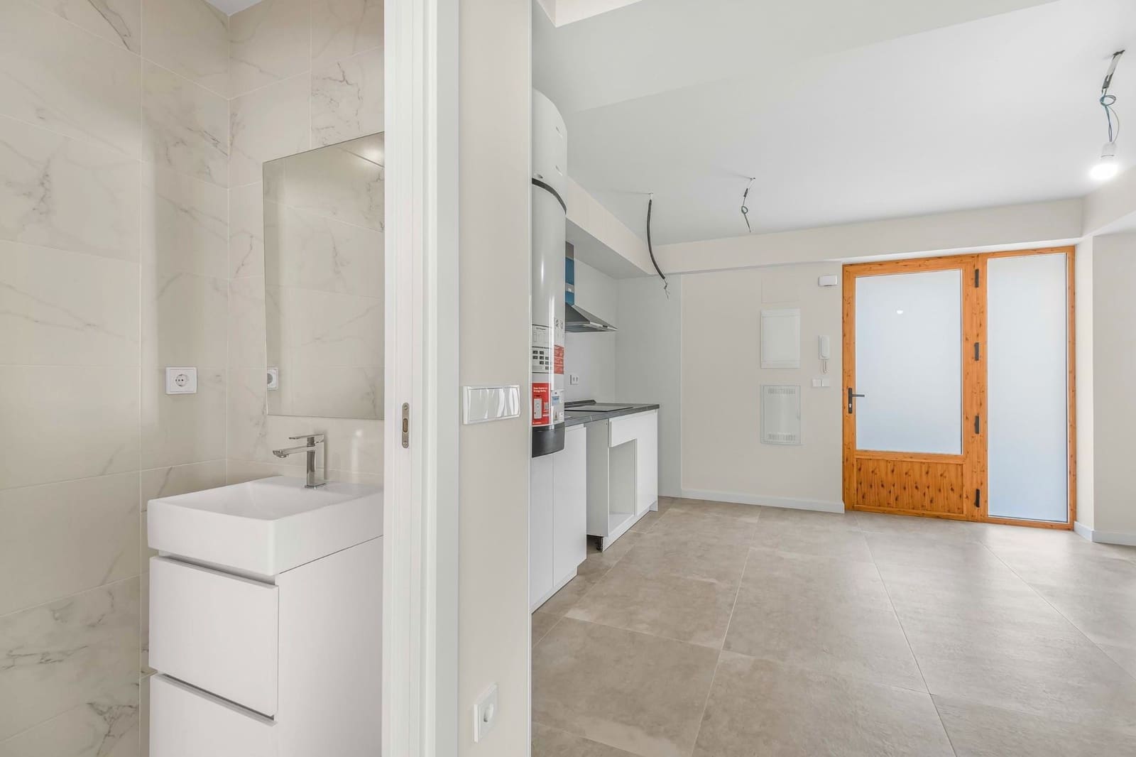 1 soverom Leilighet til salgs i Alicante by med svømmebasseng garasje - € 189 900 (Ref: 9019294)