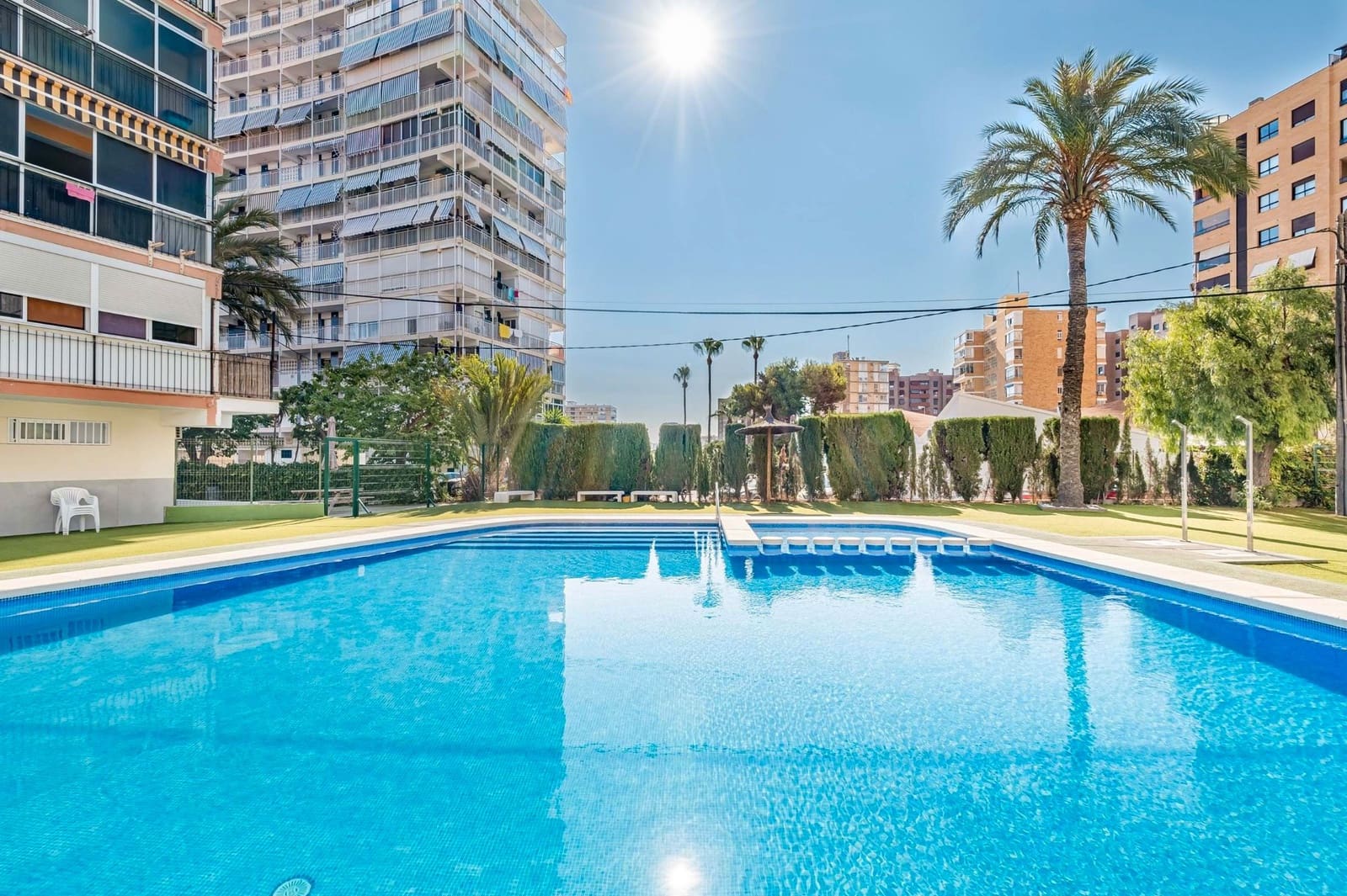 1 soverom Leilighet til salgs i Alicante by med svømmebasseng garasje - € 189 900 (Ref: 9019294)