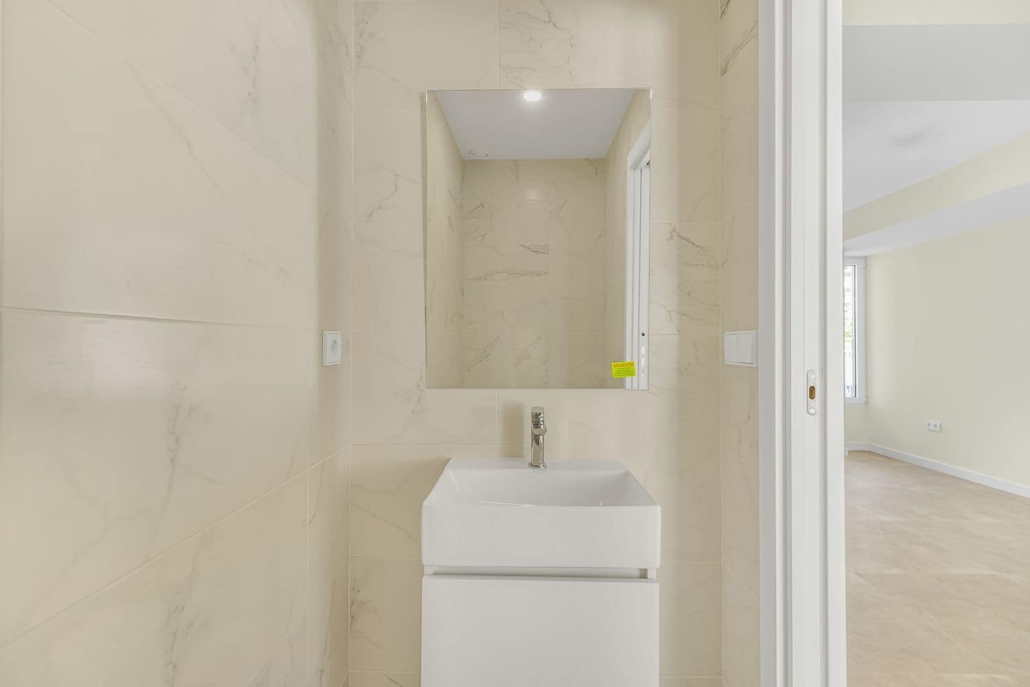 1 soveværelse Lejlighed til salg i Playa de San Juan med swimmingpool garage - € 189.000 (Ref: 9019294)