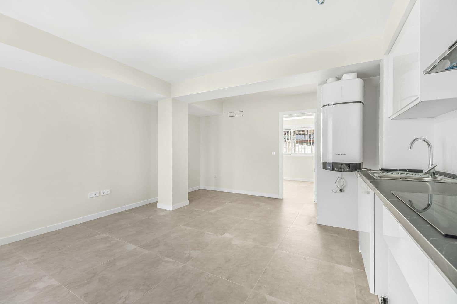 1 soveværelse Lejlighed til salg i Playa de San Juan med swimmingpool garage - € 189.000 (Ref: 9019294)