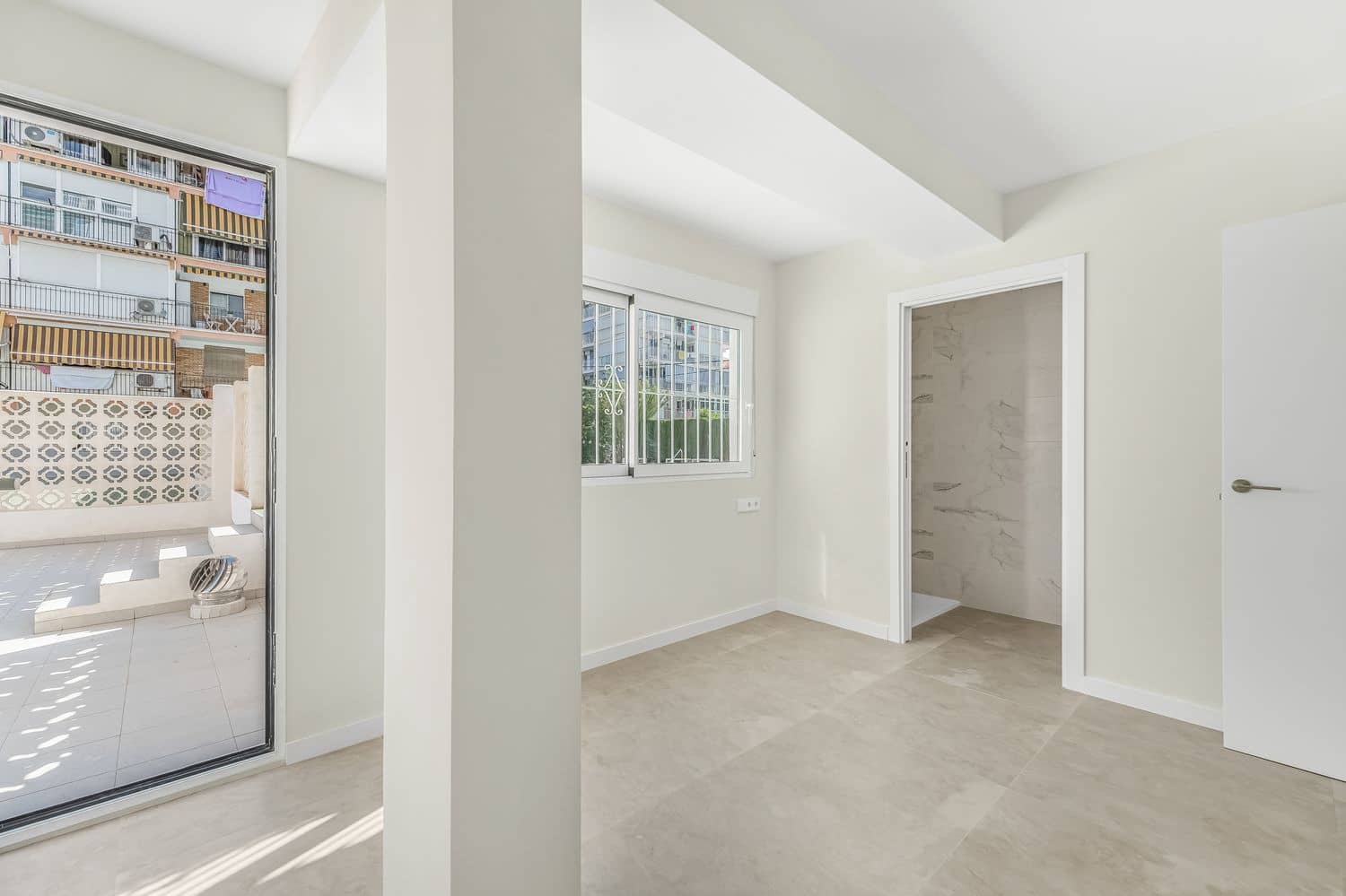 1 soveværelse Lejlighed til salg i Playa de San Juan med swimmingpool garage - € 189.000 (Ref: 9019294)