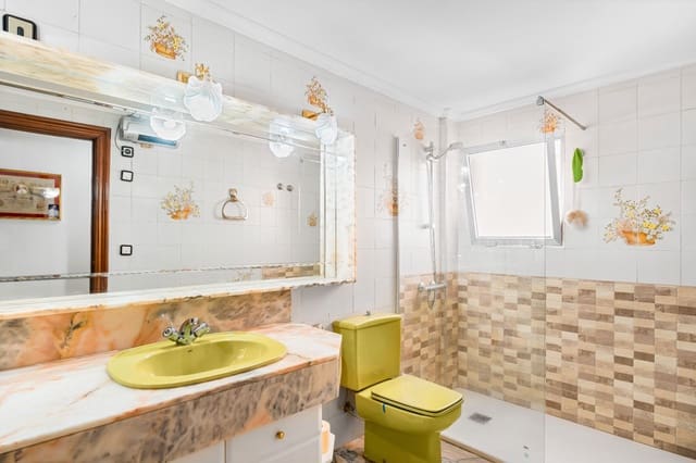 3 quarto Apartamento para venda em Ensanche - Diputacion, Alicante cidade com garagem - 450 000 € (Ref: 9074190)