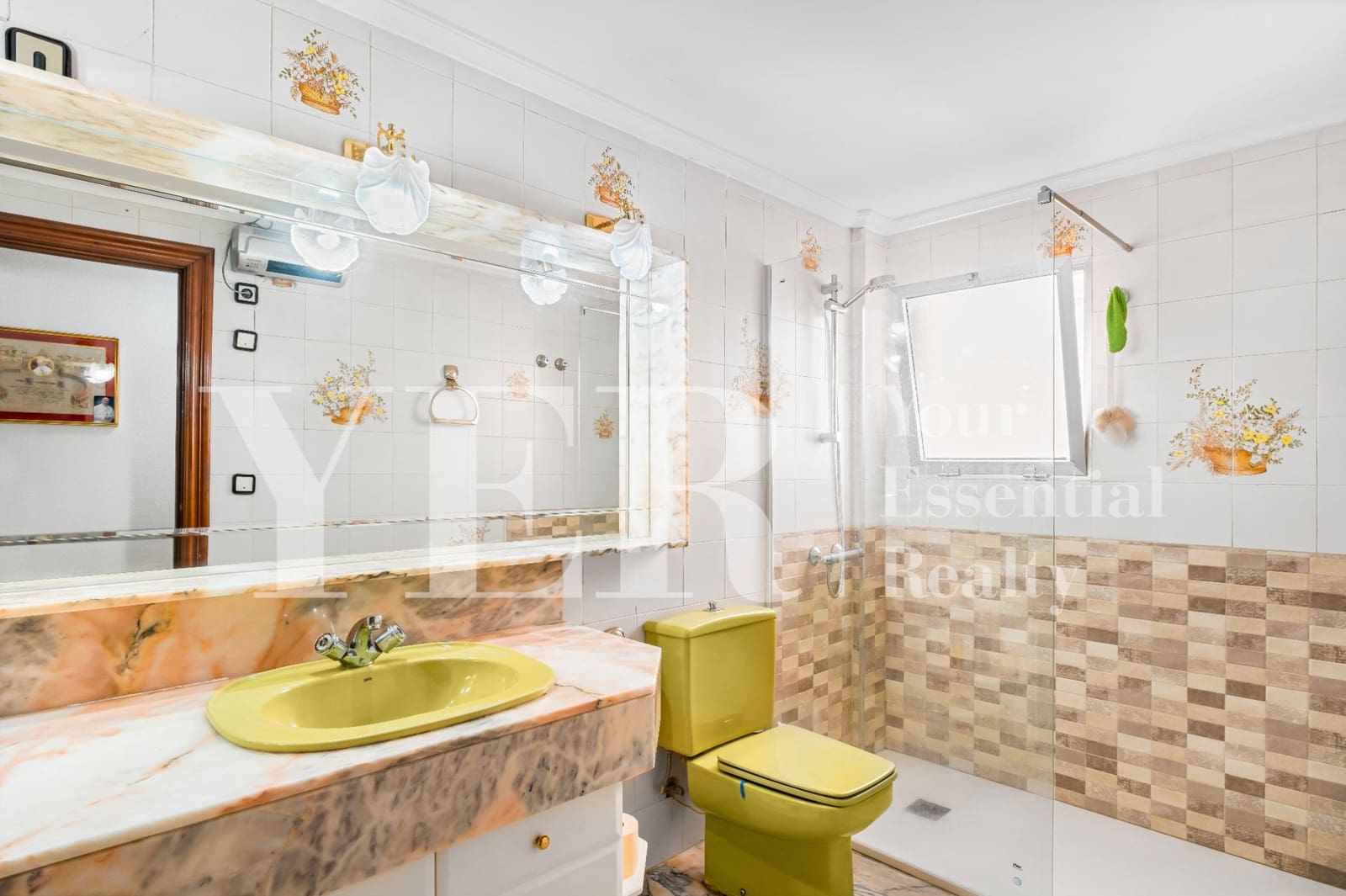 3 quarto Apartamento para venda em Alicante cidade com garagem - 450 000 € (Ref: 9074190)