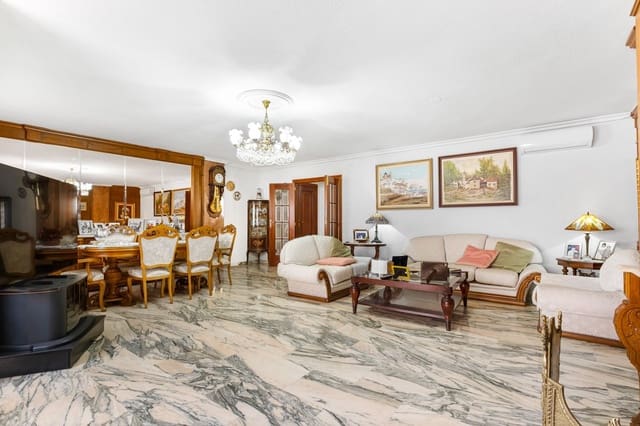 3 slaapkamer Appartement te koop in Ensanche - Diputacion, Alicante stad met garage - € 450.000 (Ref: 9074190)