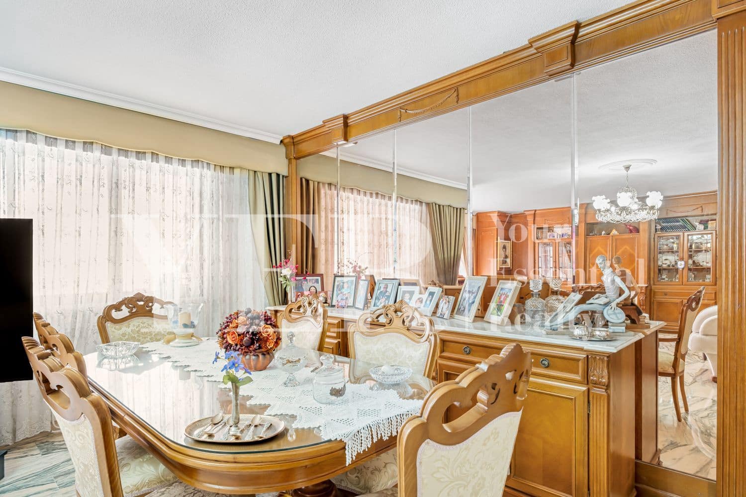 3 Zimmer Apartment zu verkaufen in Alicante / Alacant Stadt mit Garage - 450.000 € (Ref: 9074190)