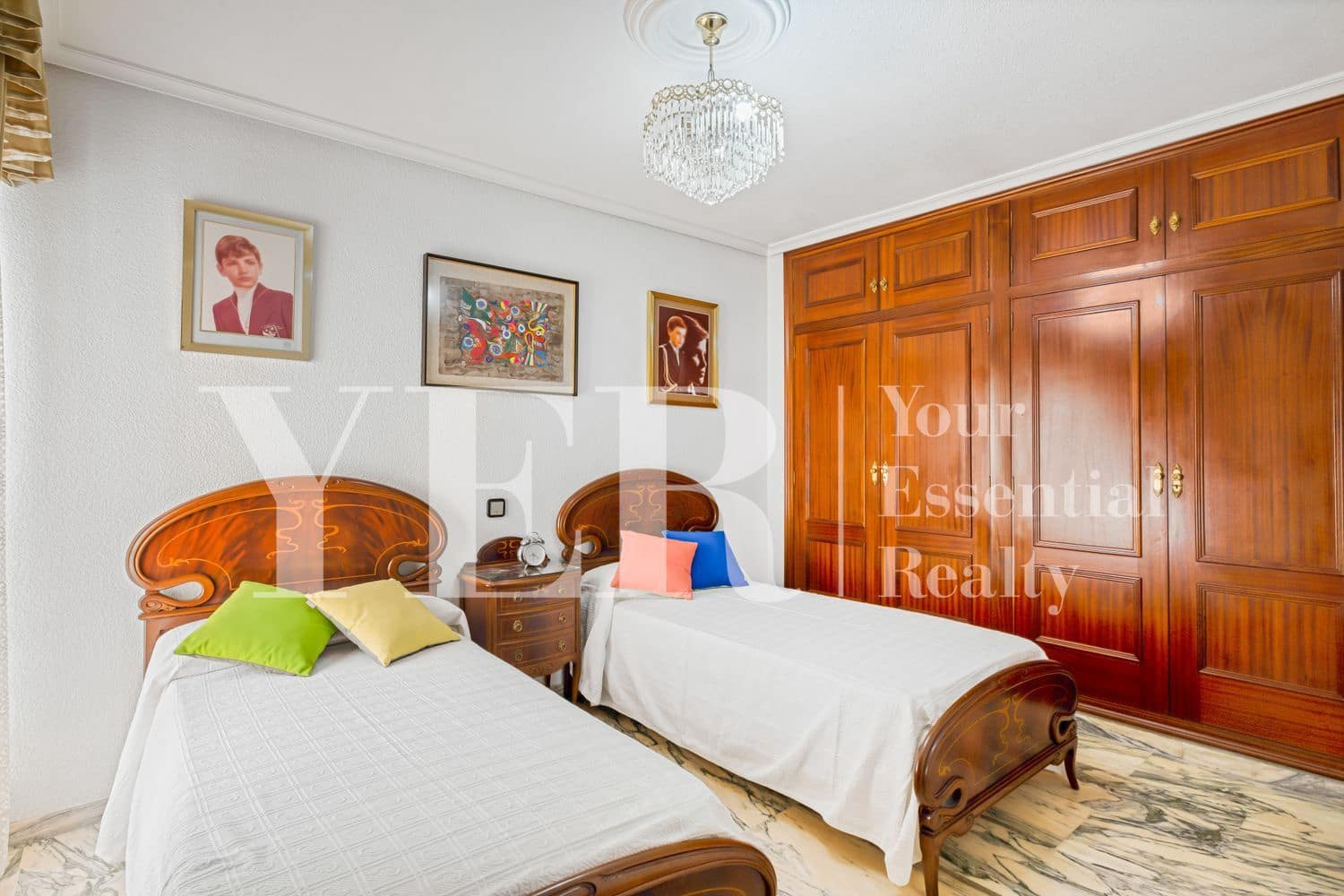 3 Zimmer Apartment zu verkaufen in Alicante / Alacant Stadt mit Garage - 450.000 € (Ref: 9074190)