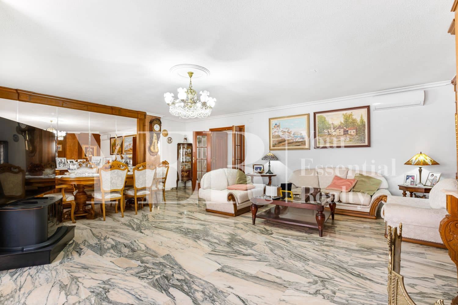 3 Zimmer Apartment zu verkaufen in Alicante / Alacant Stadt mit Garage - 450.000 € (Ref: 9074190)