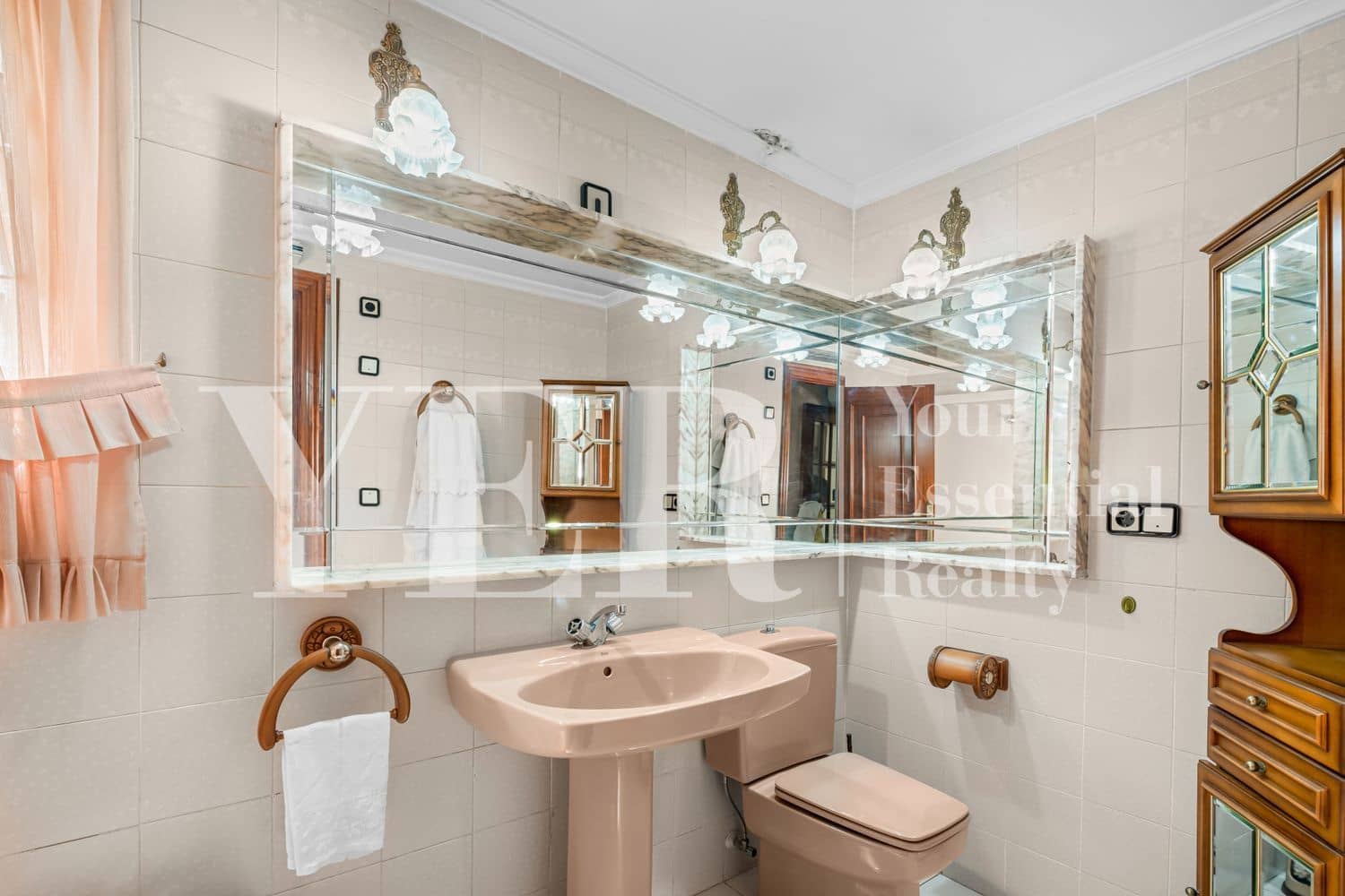 3 Zimmer Apartment zu verkaufen in Alicante / Alacant Stadt mit Garage - 450.000 € (Ref: 9074190)