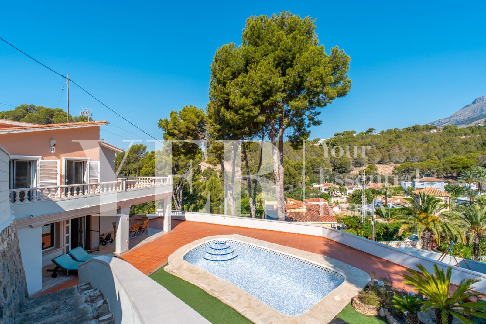 Chalet de 4 habitaciones en Altea en venta con piscina - 685.000 € (Ref: 9106168)