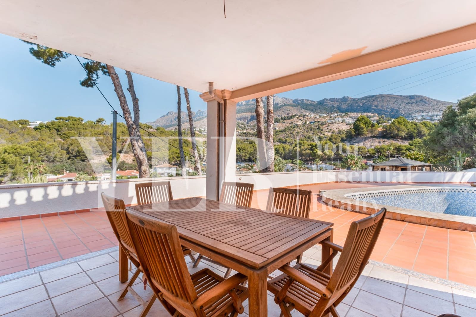 Chalet de 4 habitaciones en Altea en venta con piscina - 685.000 € (Ref: 9106168)