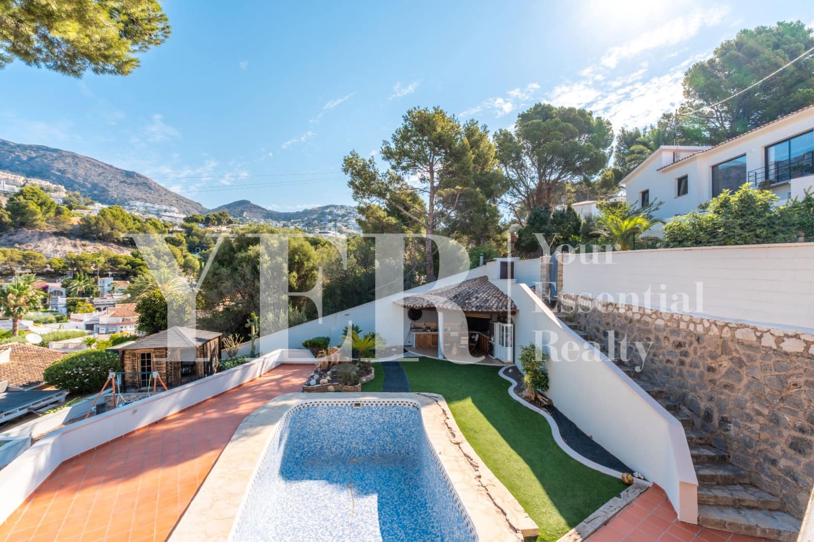 Chalet de 4 habitaciones en Altea en venta con piscina - 685.000 € (Ref: 9106168)