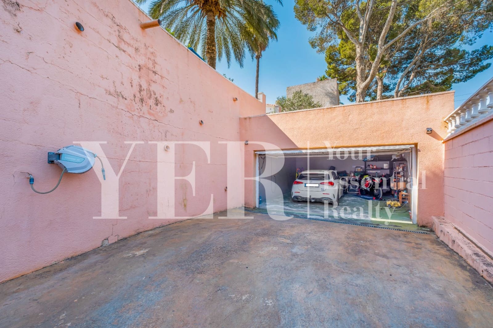 Chalet de 4 habitaciones en Altea en venta con piscina - 685.000 € (Ref: 9106168)