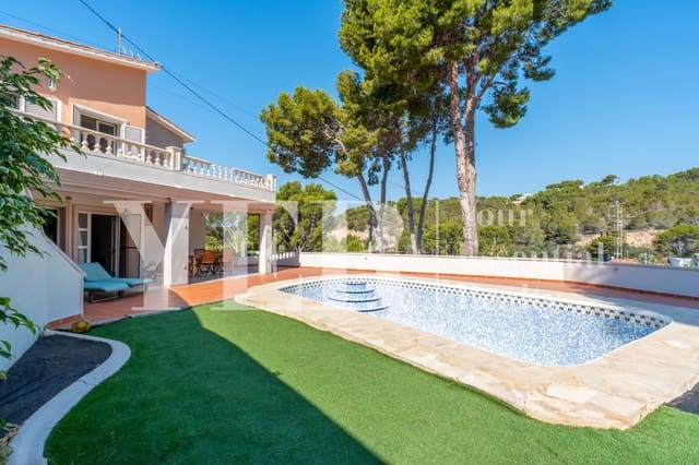 4 makuuhuone Huvila myytävänä paikassa Altea mukana uima-altaan 
autotalli - 685 000 € (Ref: 9106168)