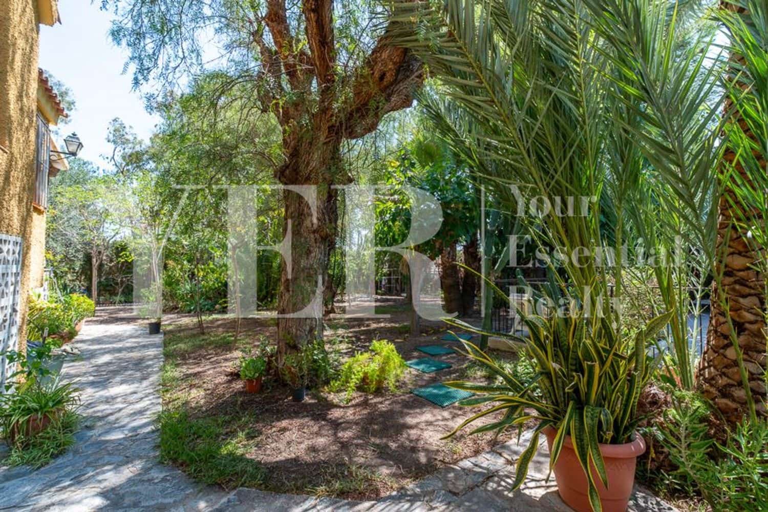 6 Zimmer Villa zu verkaufen in El Campello mit Pool Garage - 550.000 € (Ref: 9161597)