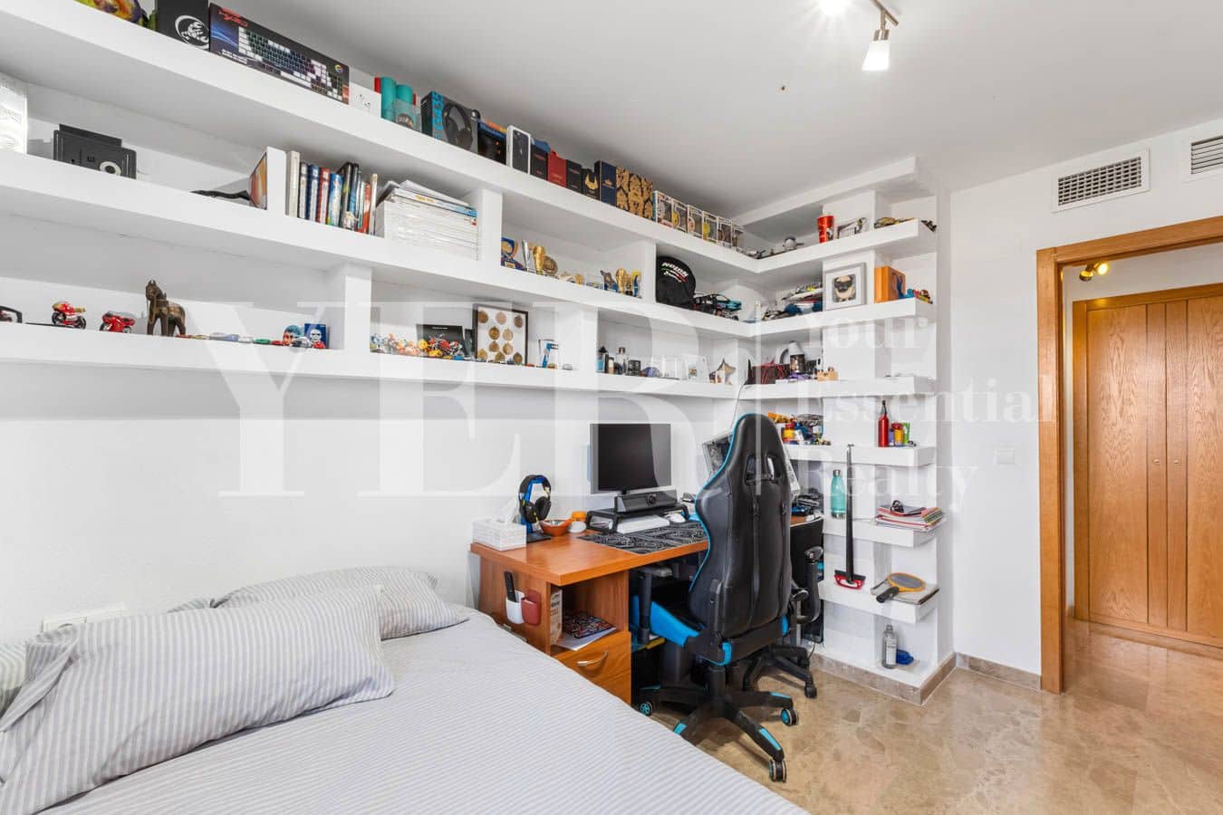 4 soveværelse Penthouse til salg i Alicante by med swimmingpool garage - € 525.000 (Ref: 9165398)