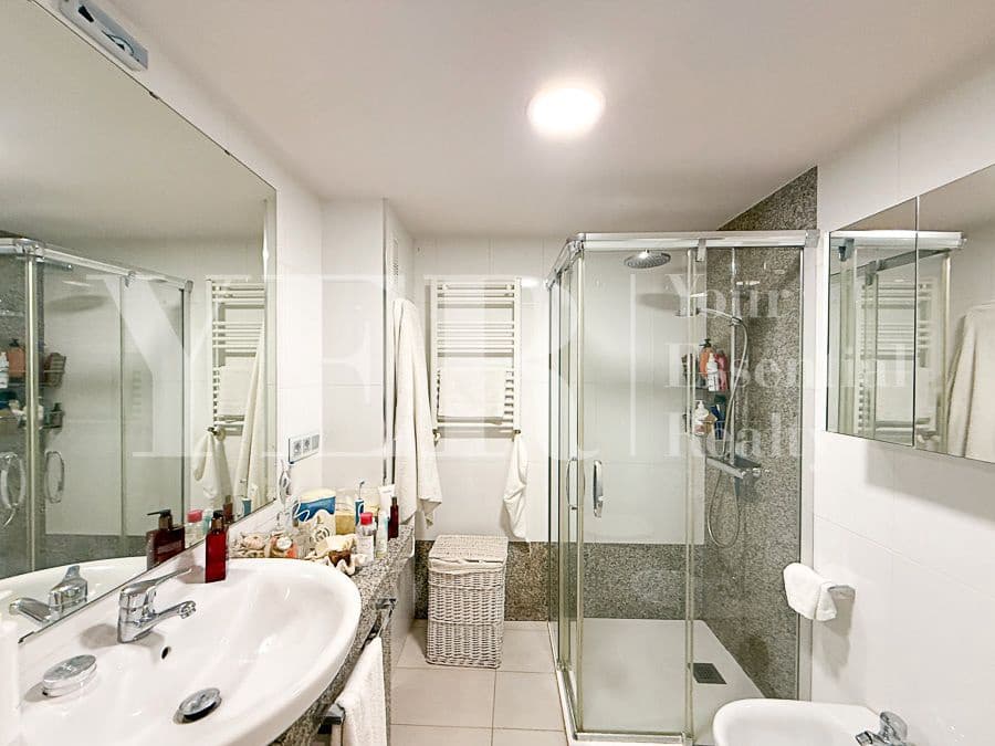 4 soveværelse Lejlighed til salg i Alicante by med swimmingpool garage - € 682.500 (Ref: 9191480)