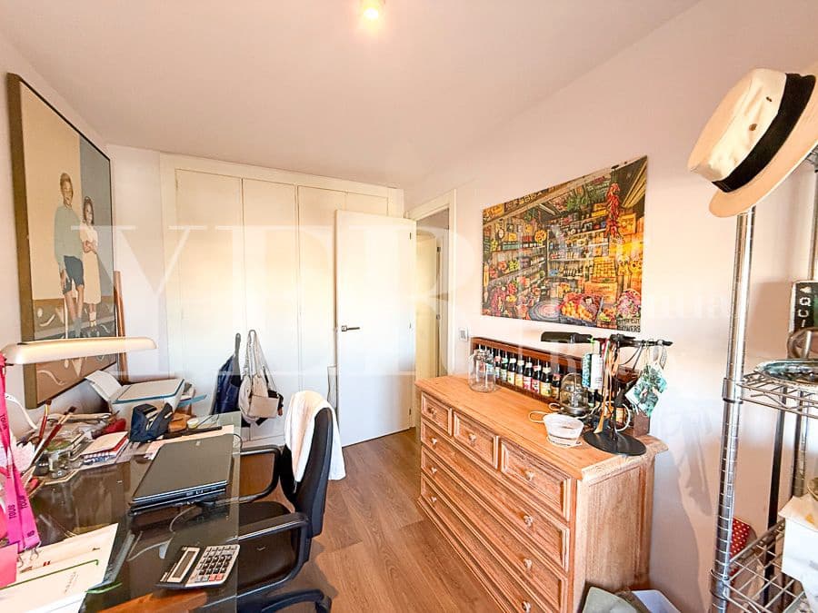 4 soveværelse Lejlighed til salg i Alicante by med swimmingpool garage - € 682.500 (Ref: 9191480)