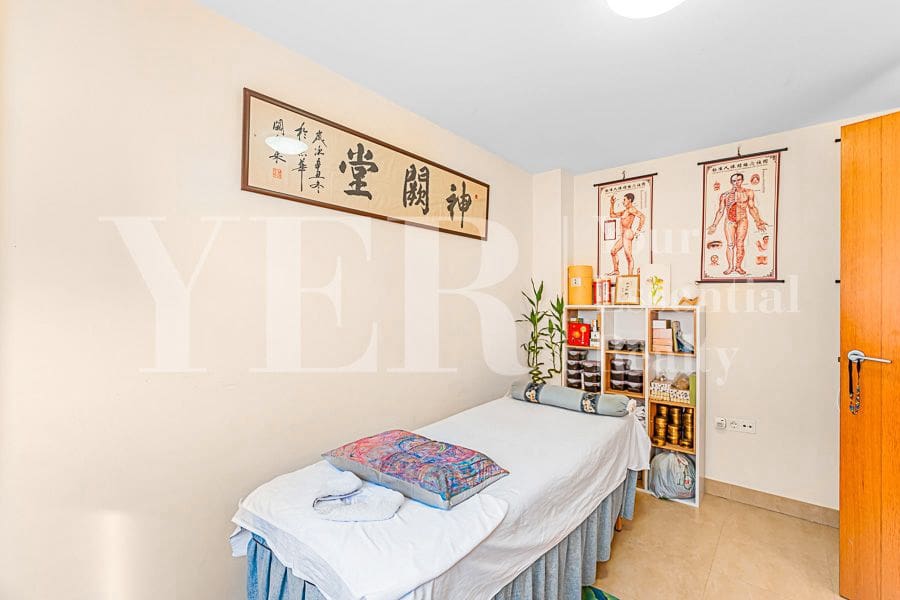 6 Zimmer Bungalow zu verkaufen in Alicante / Alacant Stadt mit Pool Garage - 625.000 € (Ref: 9227603)