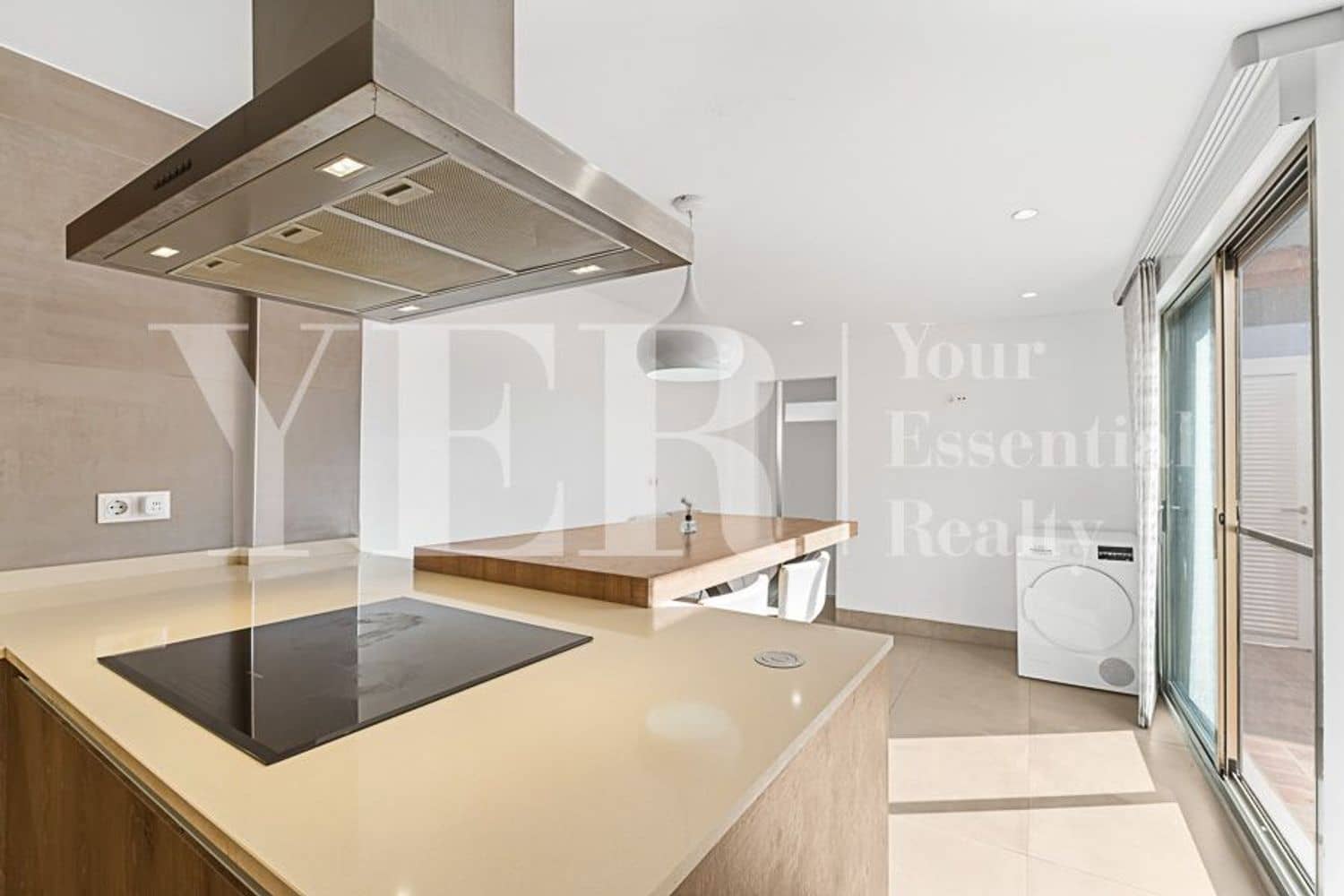 Casa de 6 habitaciones en Alicante / Alacant ciudad en venta con piscina garaje - 698.000 € (Ref: 9227603)