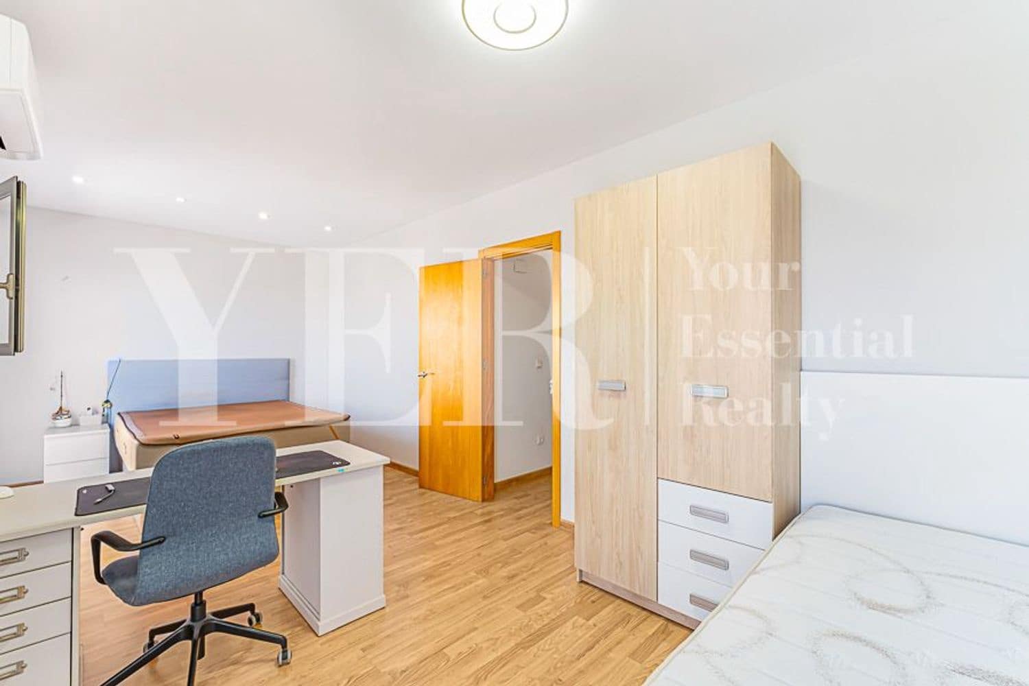 Casa de 6 habitaciones en Alicante / Alacant ciudad en venta con piscina garaje - 698.000 € (Ref: 9227603)