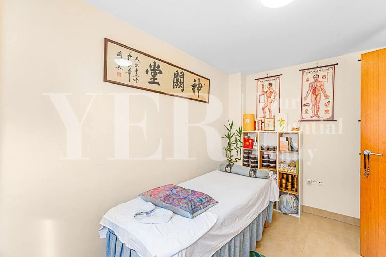 Casa de 6 habitaciones en Alicante / Alacant ciudad en venta con piscina garaje - 698.000 € (Ref: 9227603)