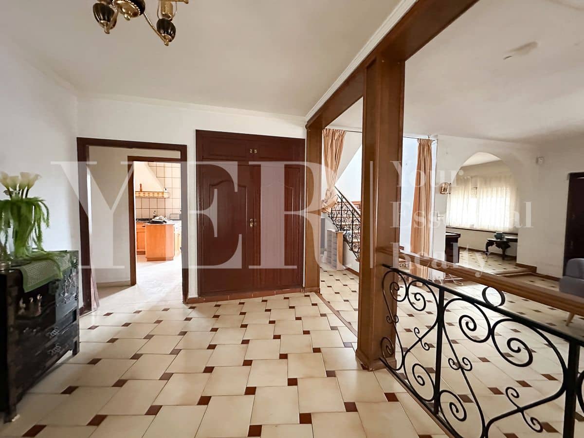 4 soverom Villa til salgs i Alicante by med garasje - € 1 200 000 (Ref: 9258167)