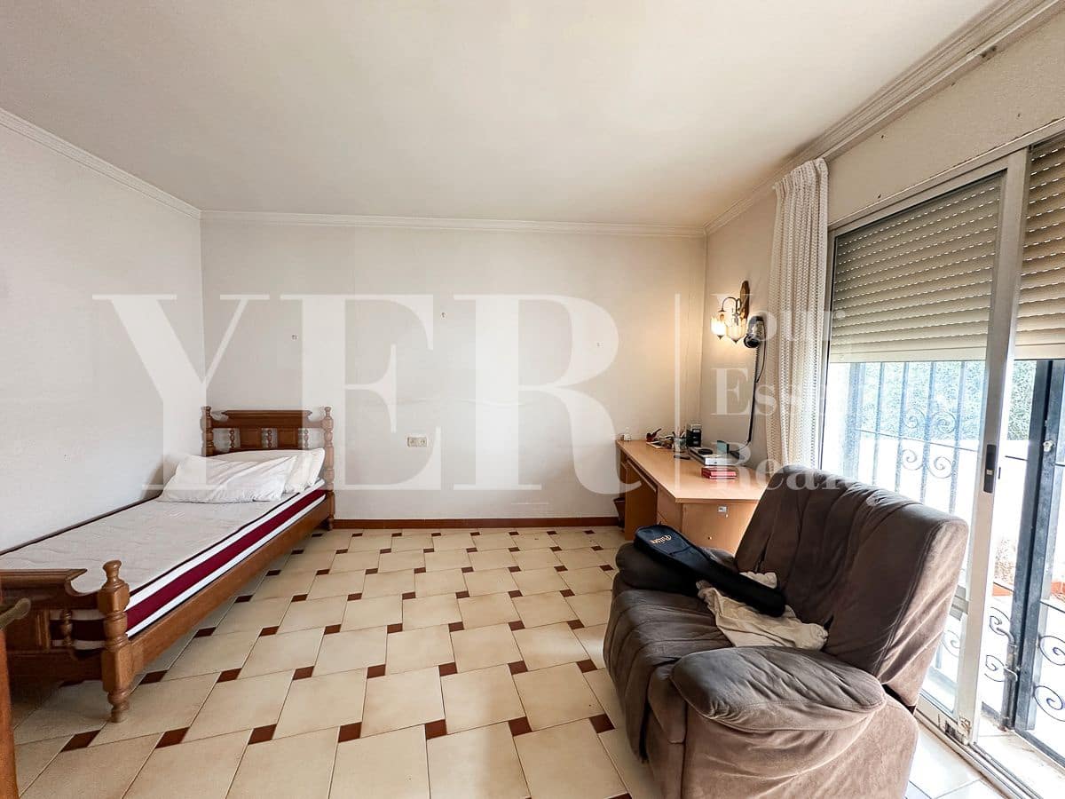 4 soverom Villa til salgs i Alicante by med garasje - € 1 200 000 (Ref: 9258167)