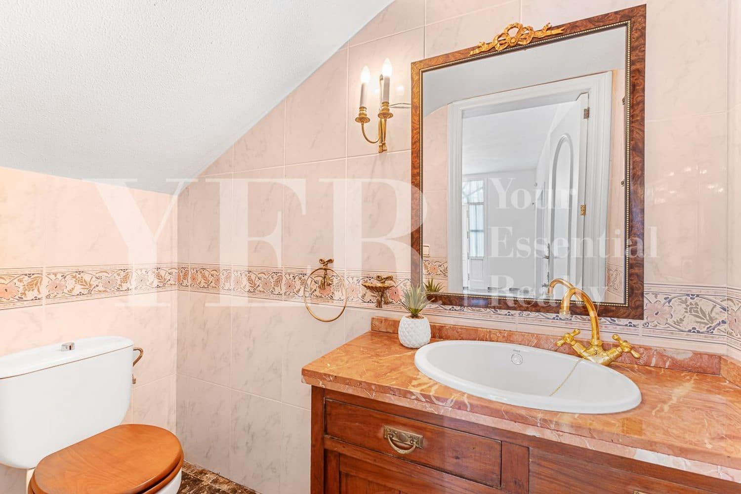 4 bedroom Villa for sale in San Juan de Alicante / Sant Joan d'Alacant with pool garage - € 799,000 (Ref: 9282655)