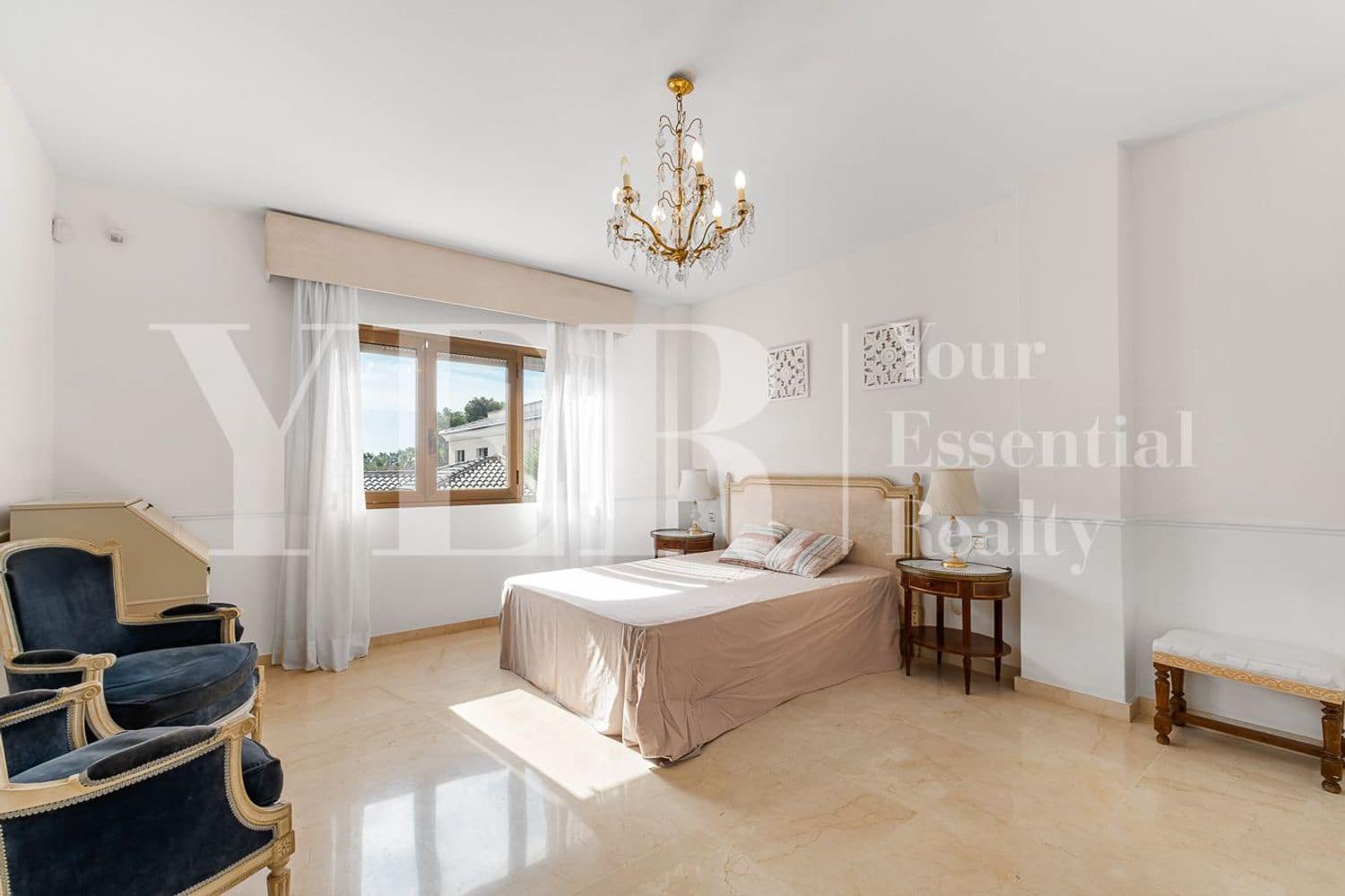 4 bedroom Villa for sale in San Juan de Alicante / Sant Joan d'Alacant with pool garage - € 799,000 (Ref: 9282655)