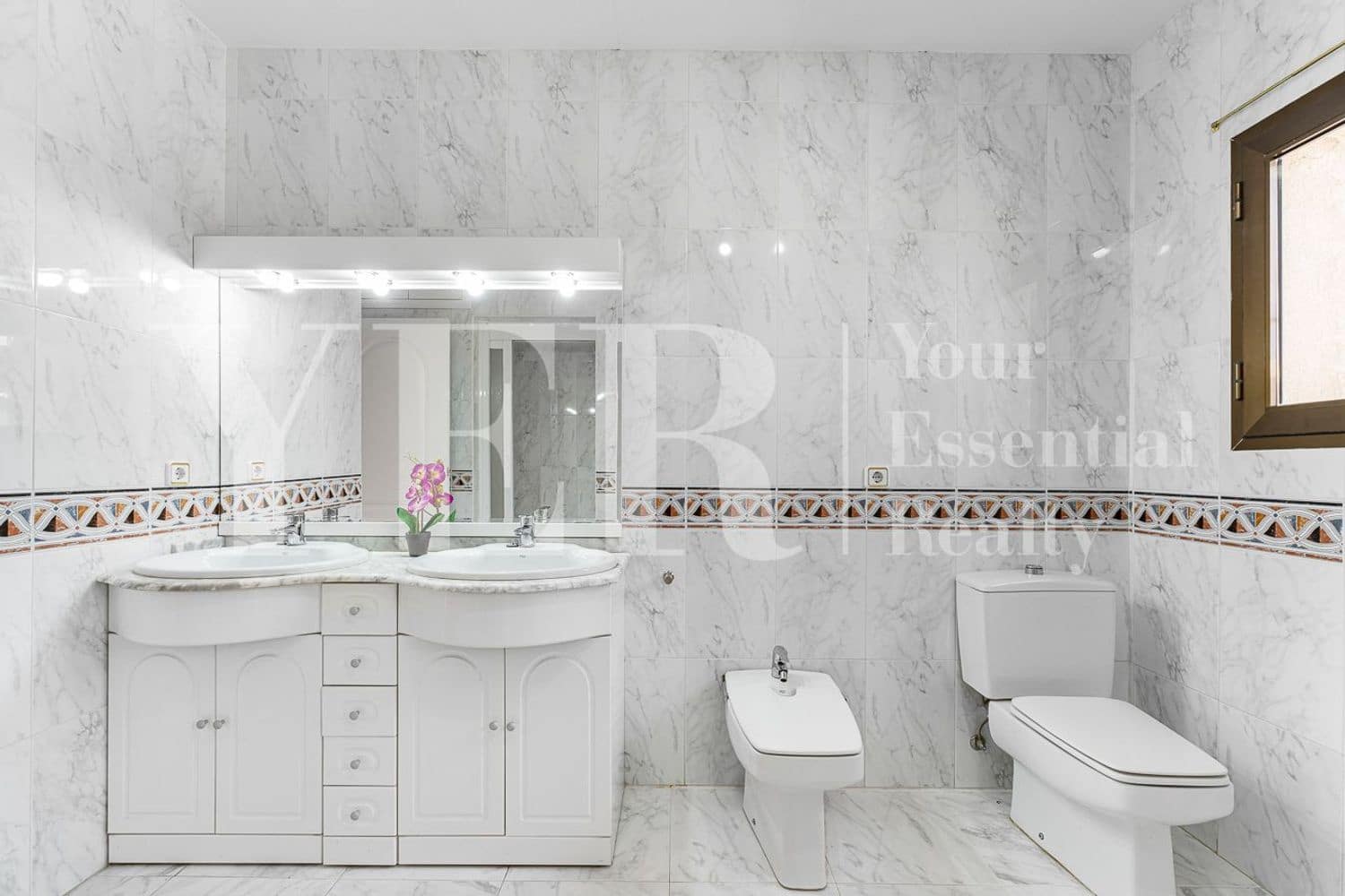 4 bedroom Villa for sale in San Juan de Alicante / Sant Joan d'Alacant with pool garage - € 799,000 (Ref: 9282655)