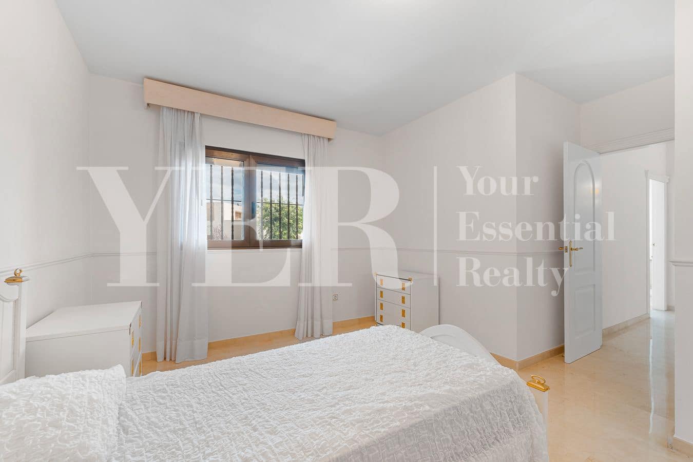 4 soveværelse Villa til salg i San Juan de Alicante / Sant Joan d'Alacant med swimmingpool garage - € 799.000 (Ref: 9282656)