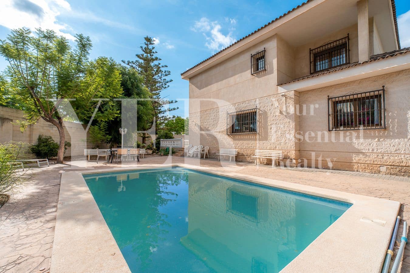 4 soveværelse Villa til salg i San Juan de Alicante / Sant Joan d'Alacant med swimmingpool garage - € 799.000 (Ref: 9282656)