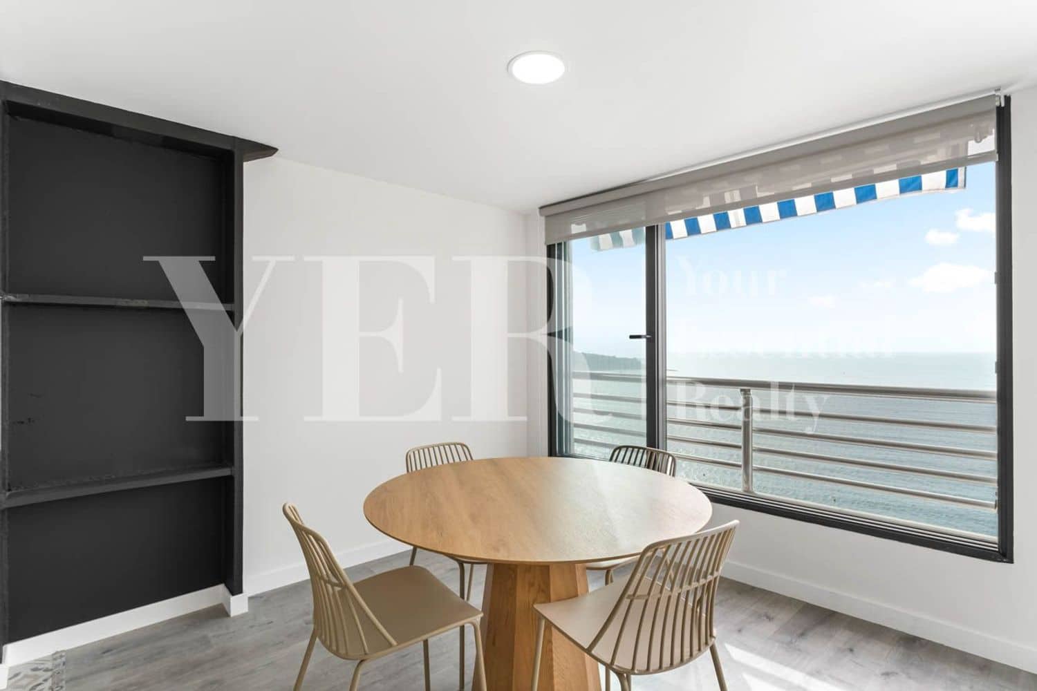 3 soveværelse Lejlighed til salg i Alicante by med garage - € 560.000 (Ref: 9307003)