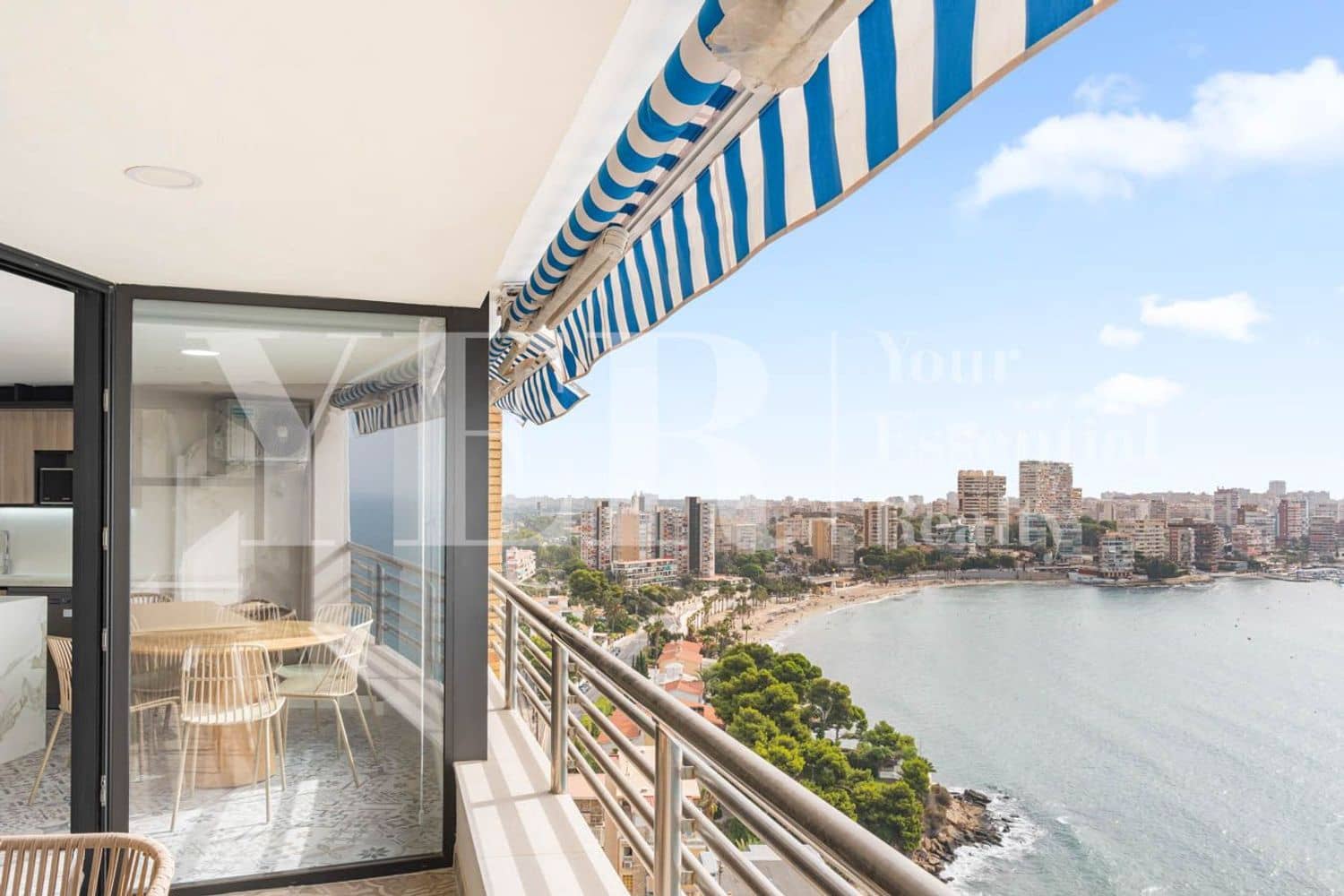 3 soveværelse Lejlighed til salg i Alicante by med garage - € 560.000 (Ref: 9307003)