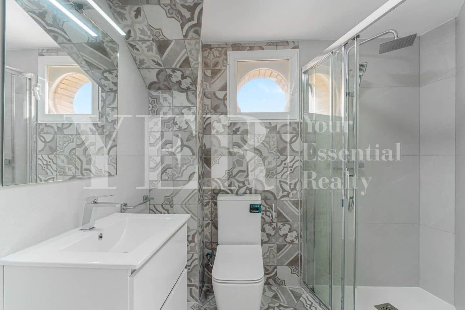 3 soveværelse Lejlighed til salg i Alicante by med garage - € 560.000 (Ref: 9307003)