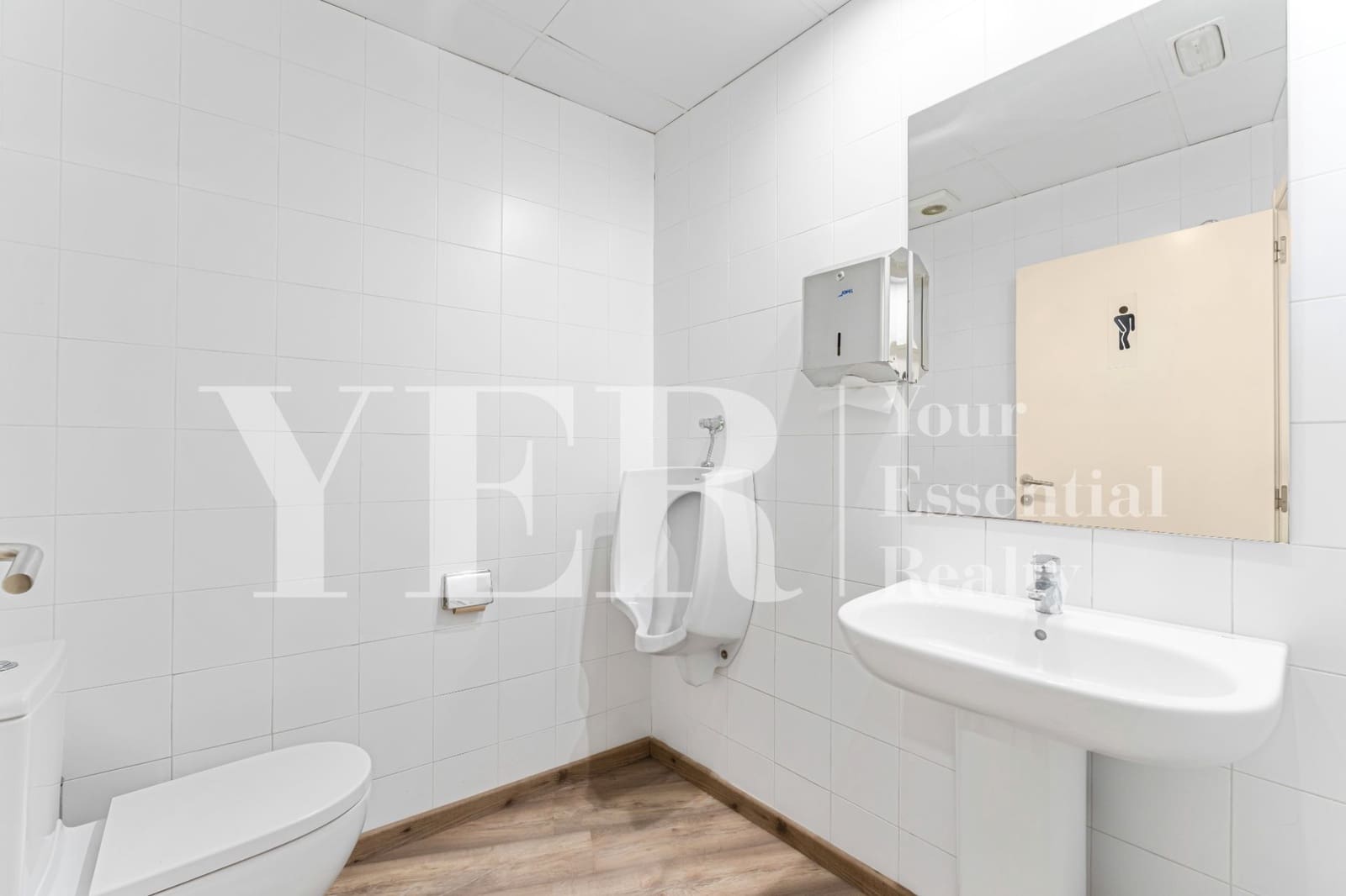 Office for rent in Alicante / Alacant city - € 1,800 (Ref: 9354243)