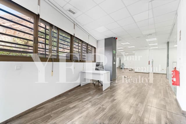 Kontor til leie i Barrio del Centro, Alicante by - € 1 800 (Ref: 9354243)