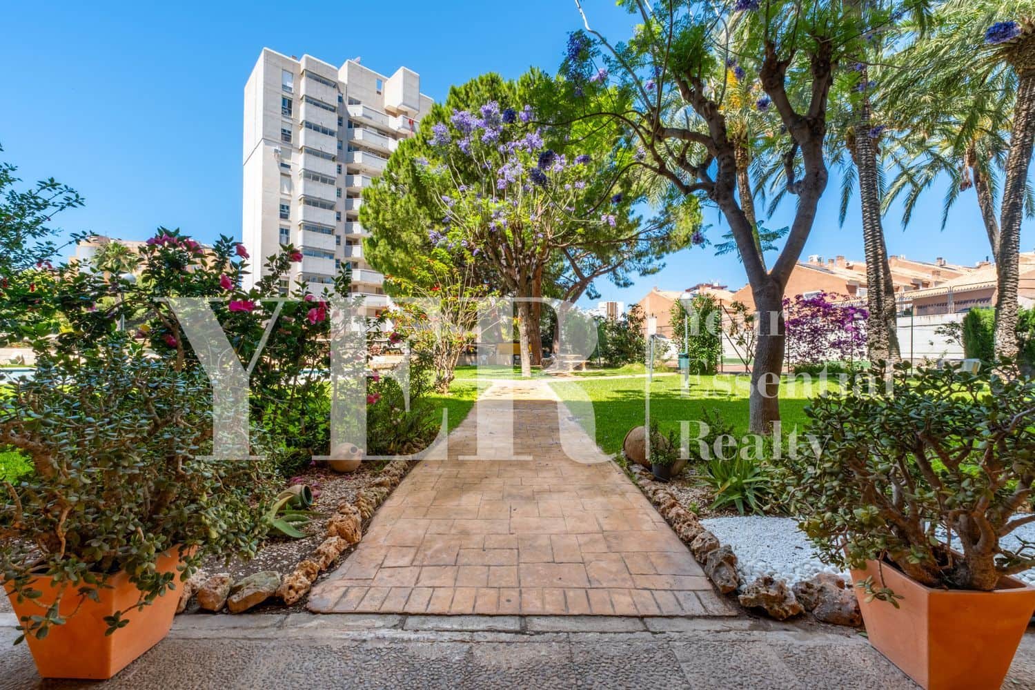 3 bedroom Apartment for sale in Cabo de las Huertas with pool garage - € 418,000 (Ref: 9363361)