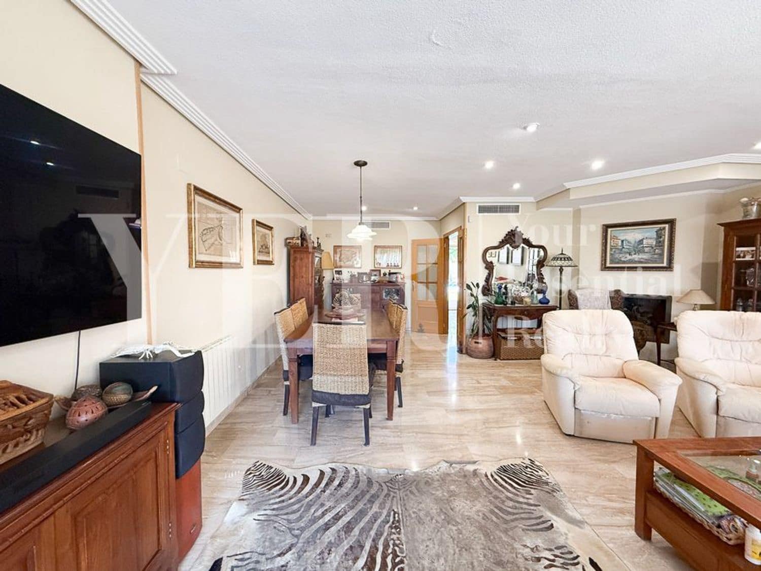 5 bedroom Townhouse for sale in Alicante / Alacant city with pool garage - € 695,000 (Ref: 9374844)