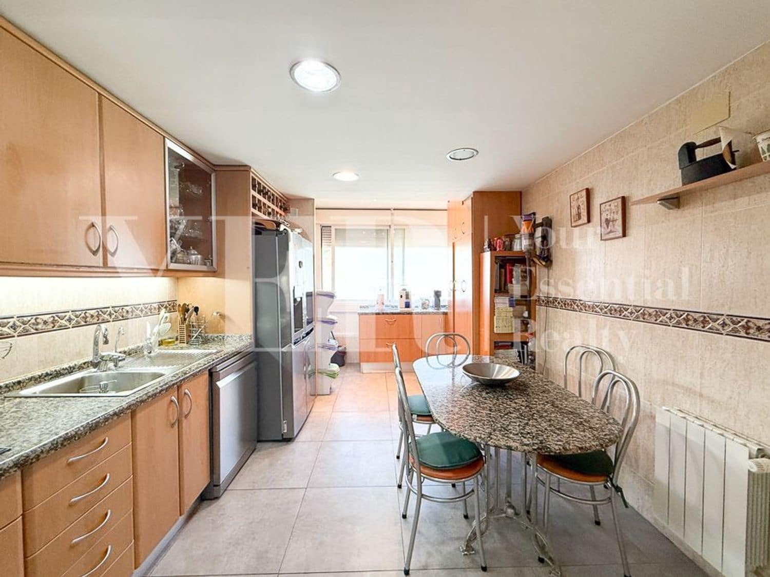 5 bedroom Townhouse for sale in Alicante / Alacant city with pool garage - € 695,000 (Ref: 9374844)