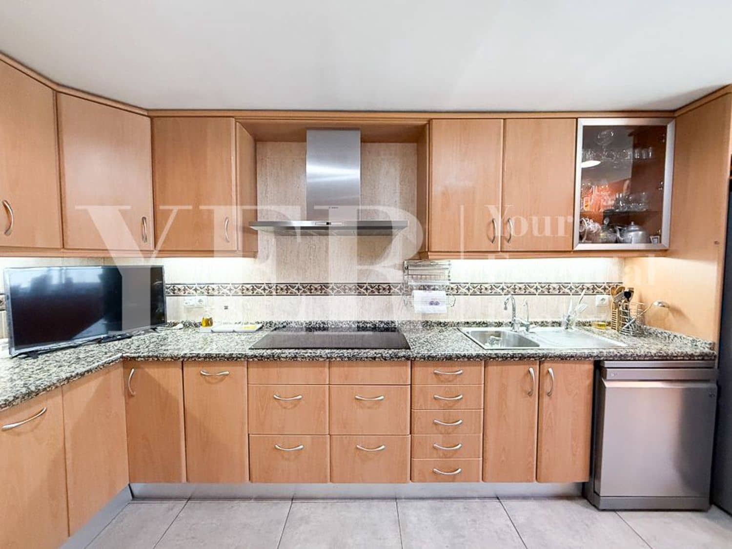 5 bedroom Townhouse for sale in Alicante / Alacant city with pool garage - € 695,000 (Ref: 9374844)