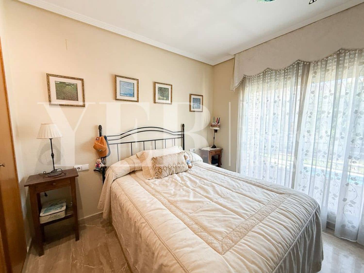 5 bedroom Townhouse for sale in Alicante / Alacant city with pool garage - € 695,000 (Ref: 9374844)