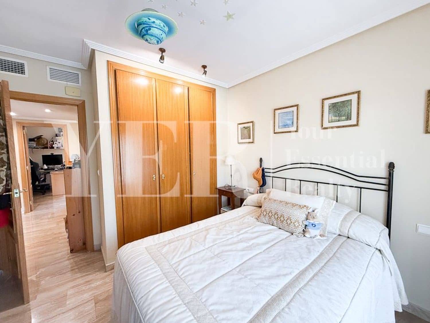 5 bedroom Townhouse for sale in Alicante / Alacant city with pool garage - € 695,000 (Ref: 9374844)